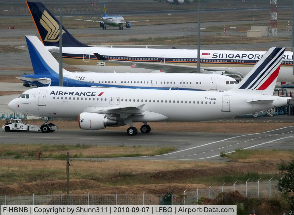 F-HBNB, 2010 Airbus A320-214 C/N 4402, Delivery day very soon now...