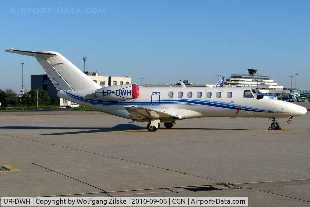 UR-DWH, 2009 Cessna 525B CitationJet CJ3 C/N 525B-0322, visitor