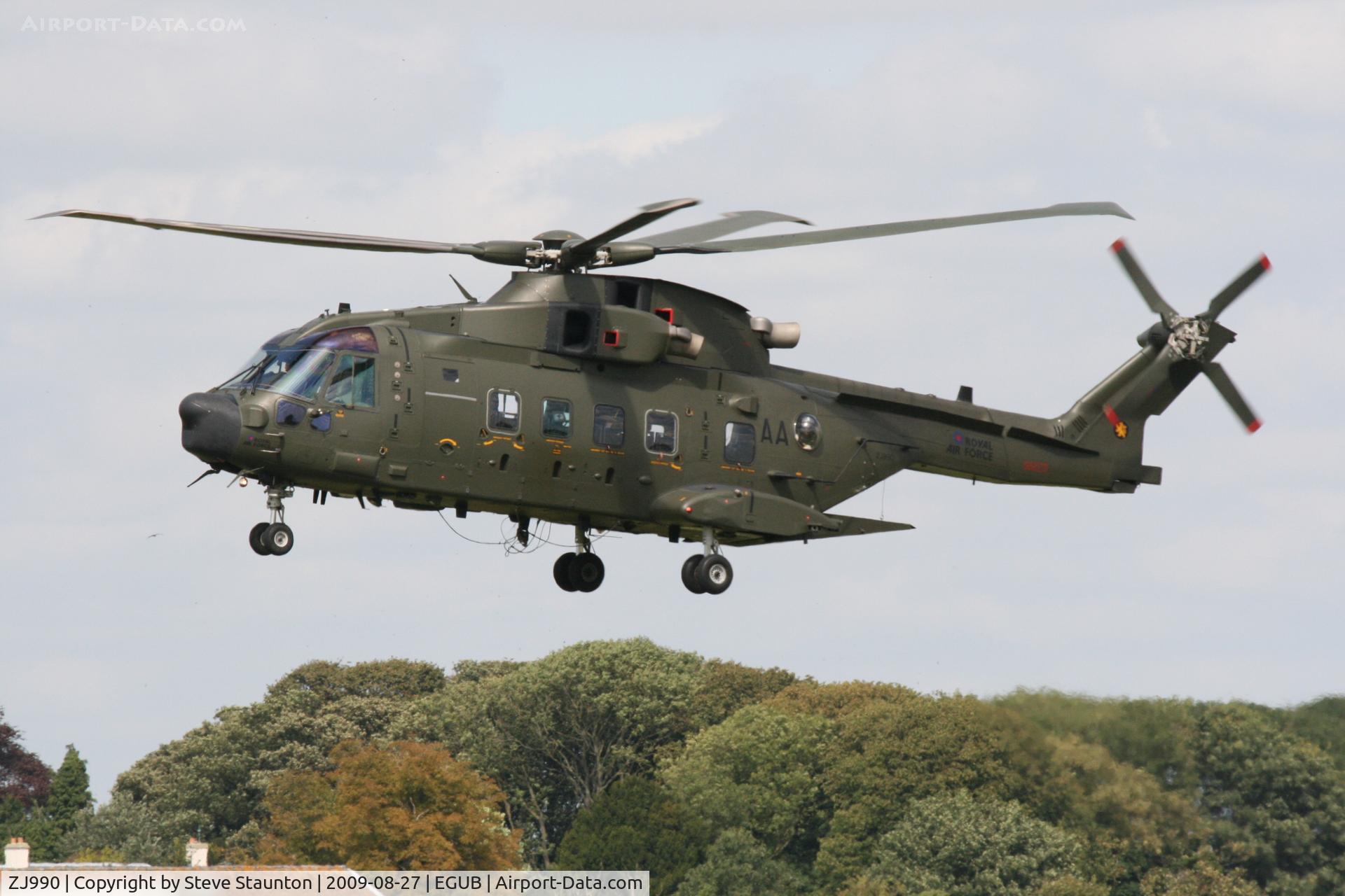 ZJ990, Westland Merlin HC.3A C/N 50089/512001/DEN01, Taken at RAF Benson Families Day, August 2009
