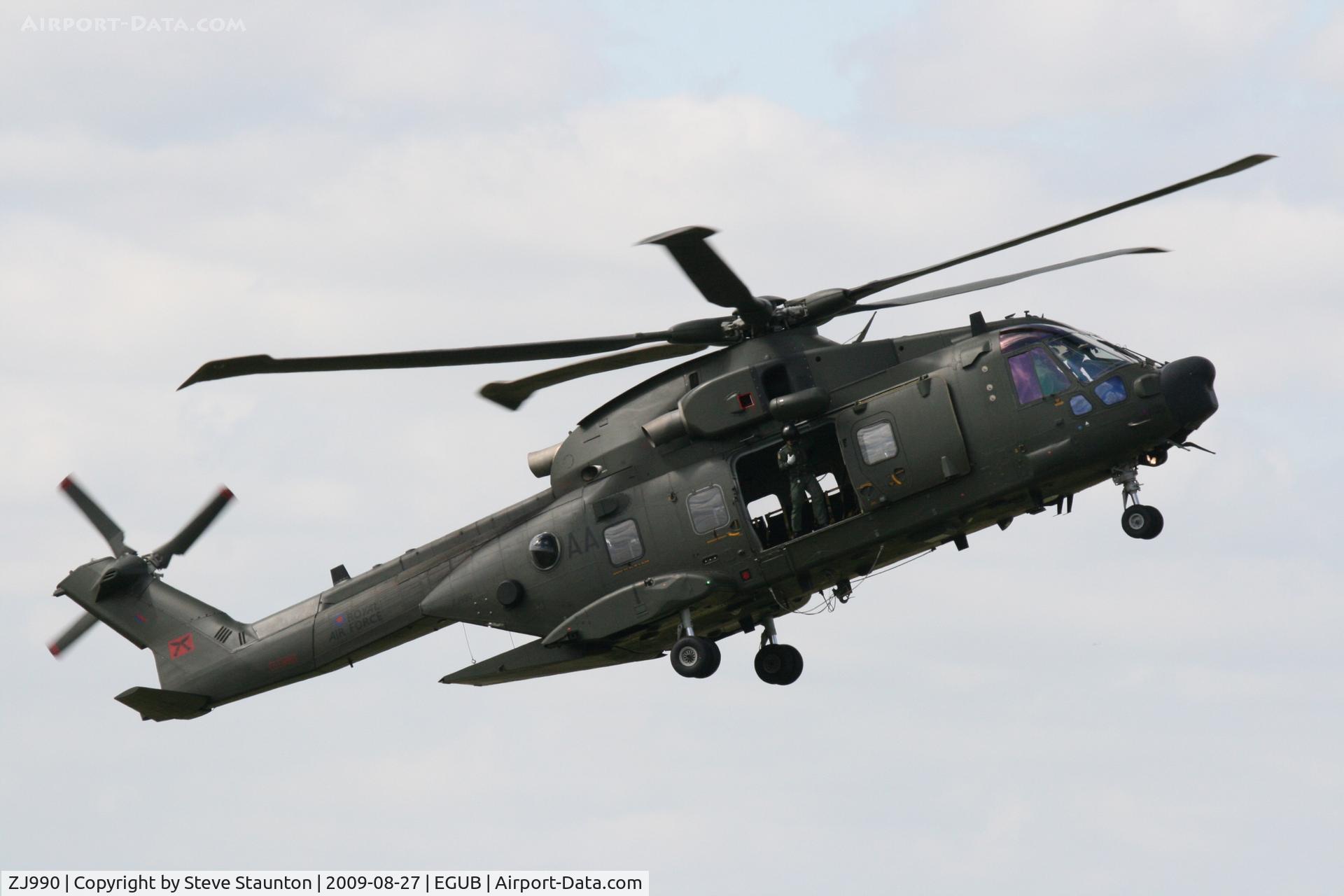 ZJ990, Westland Merlin HC.3A C/N 50089/512001/DEN01, Taken at RAF Benson Families Day, August 2009