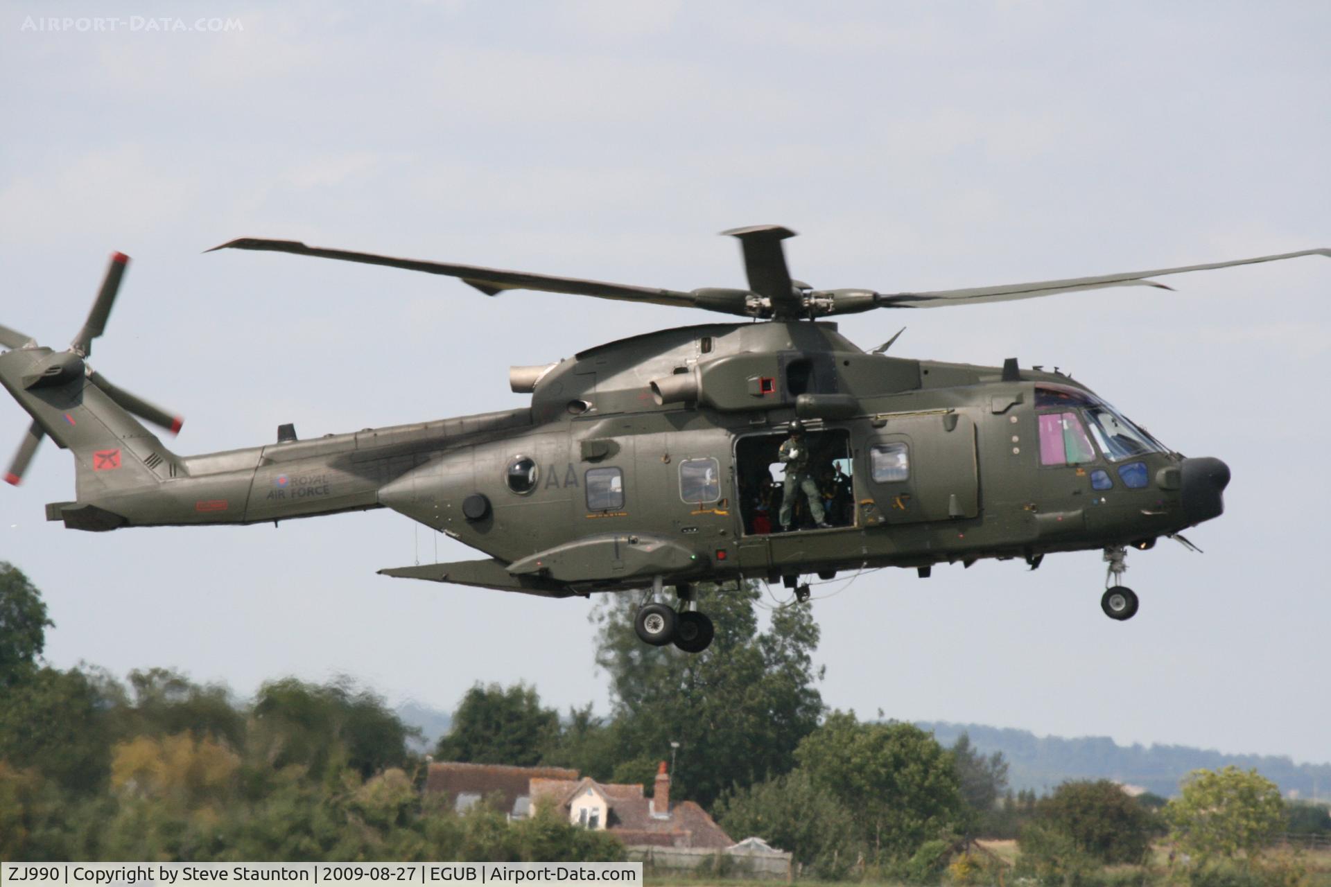 ZJ990, Westland Merlin HC.3A C/N 50089/512001/DEN01, Taken at RAF Benson Families Day, August 2009