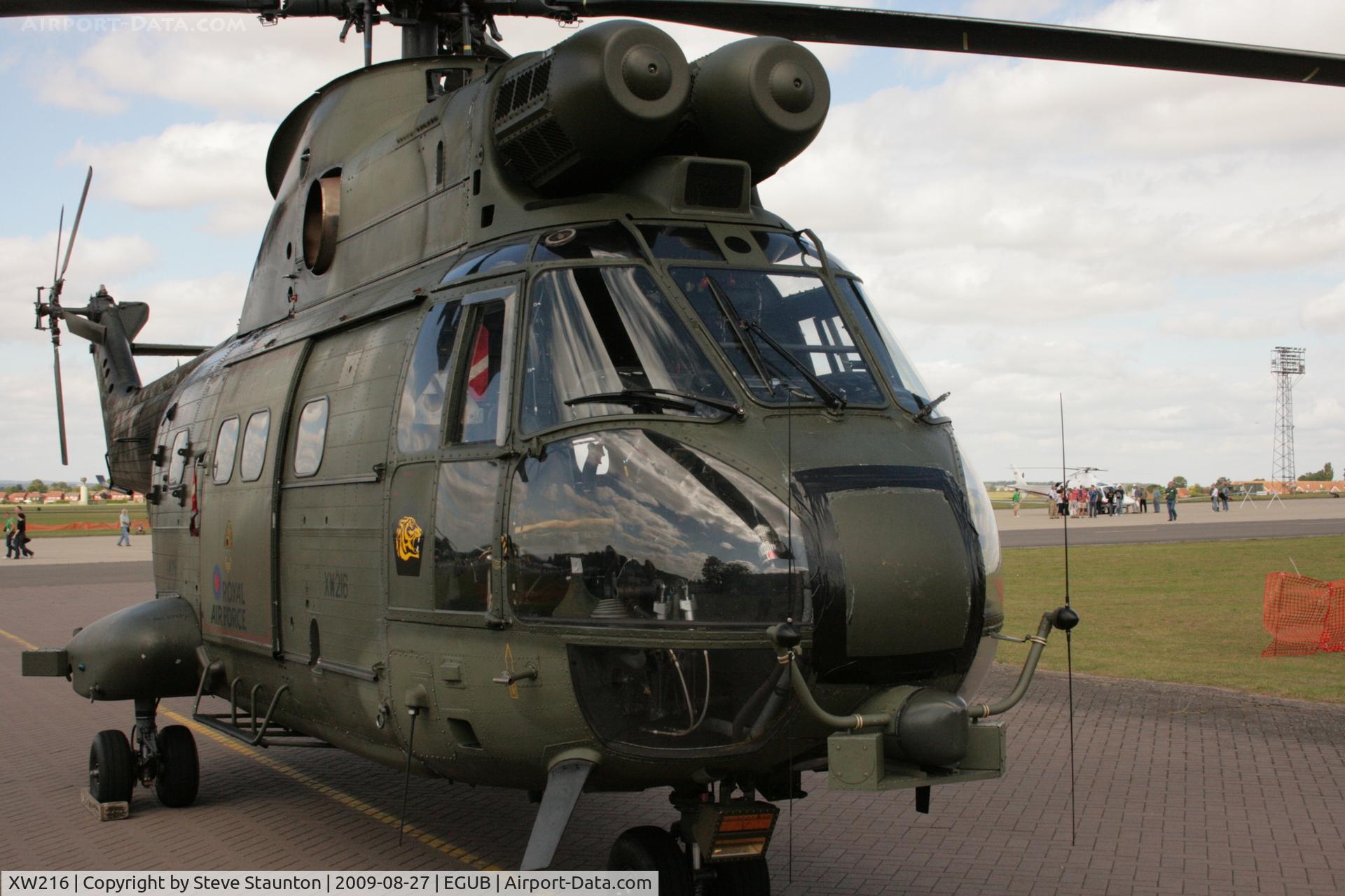 XW216, 1971 Westland Puma HC.1 C/N 1129, Taken at RAF Benson Families Day, August 2009