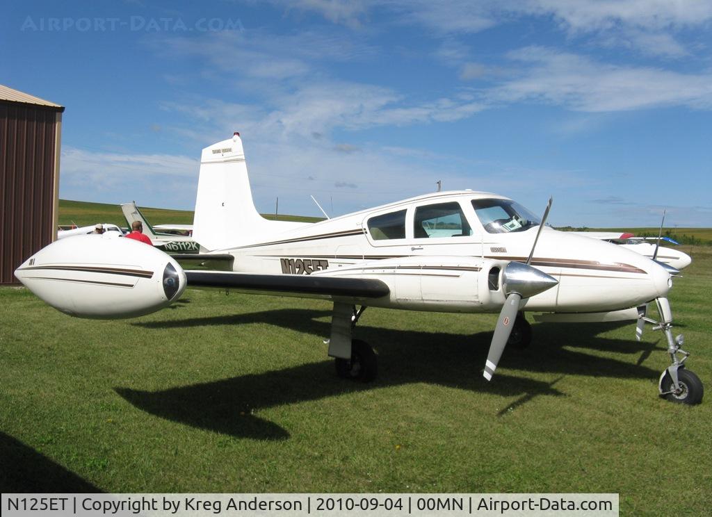 N125ET, 1958 Cessna 310B C/N 35706, 2010 Gerry Beck Memorial Fly-in