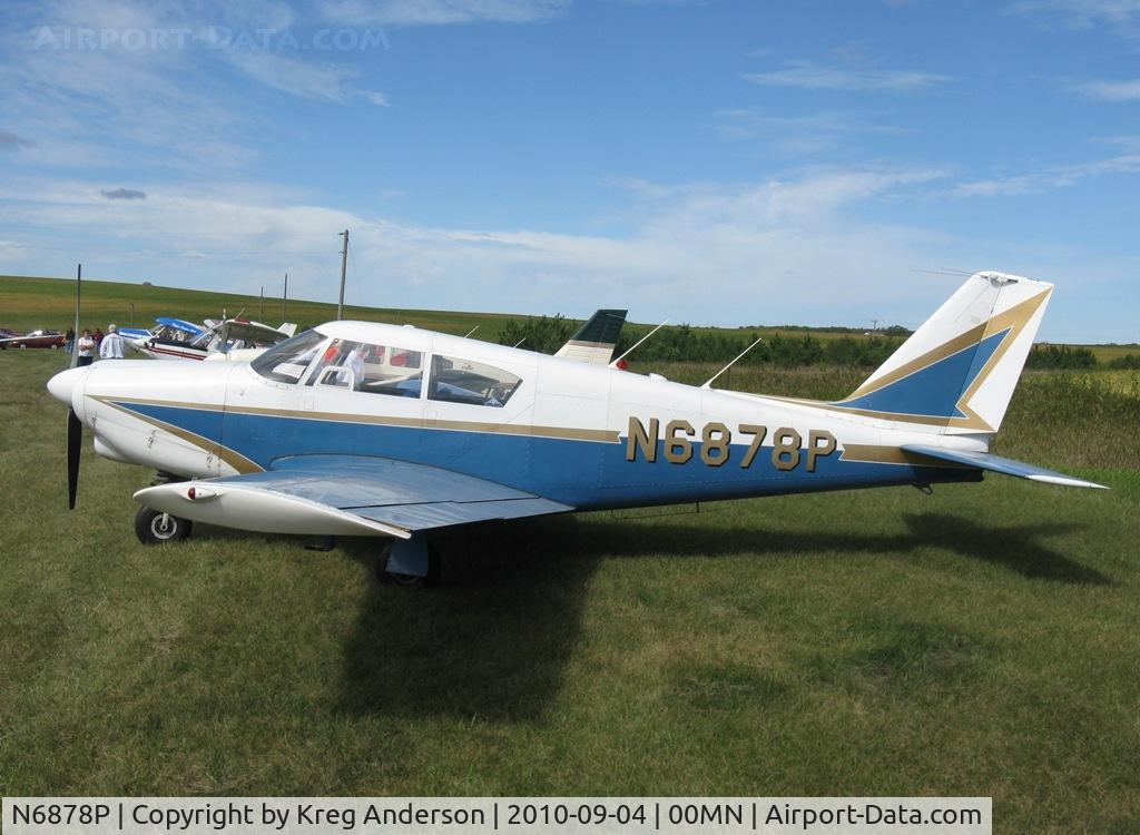 N6878P, 1960 Piper PA-24-180 Comanche C/N 24-2014, 2010 Gerry Beck Memorial Fly-in
