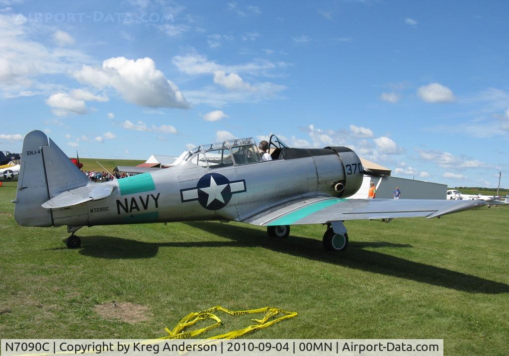 N7090C, North American SNJ-4 Texan C/N 88-13370, 2010 Gerry Beck Memorial Fly-in