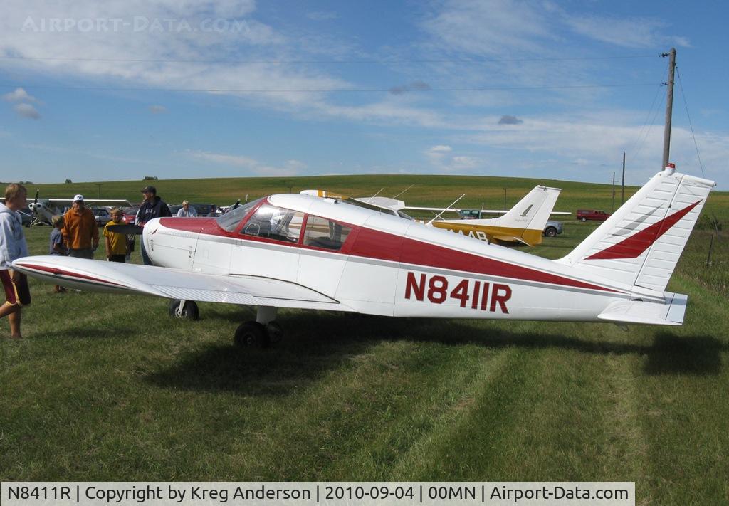 N8411R, 1966 Piper PA-28-140 Cherokee C/N 28-22288, 2010 Gerry Beck Memorial Fly-in