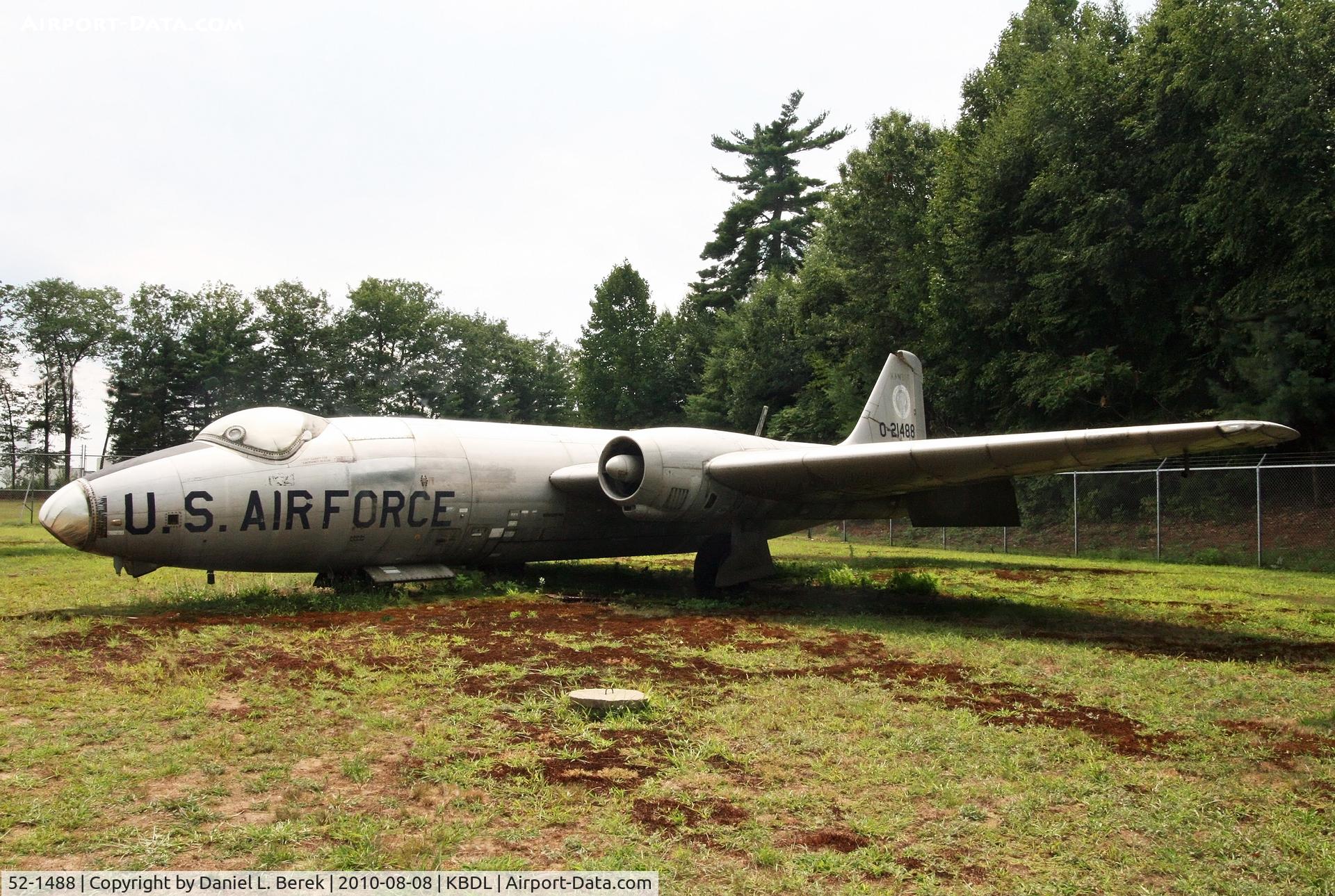 52-1488, 1952 Martin RB-57A Canberra C/N 071, This aircraft was license built under English Electric by Martin in 1952.