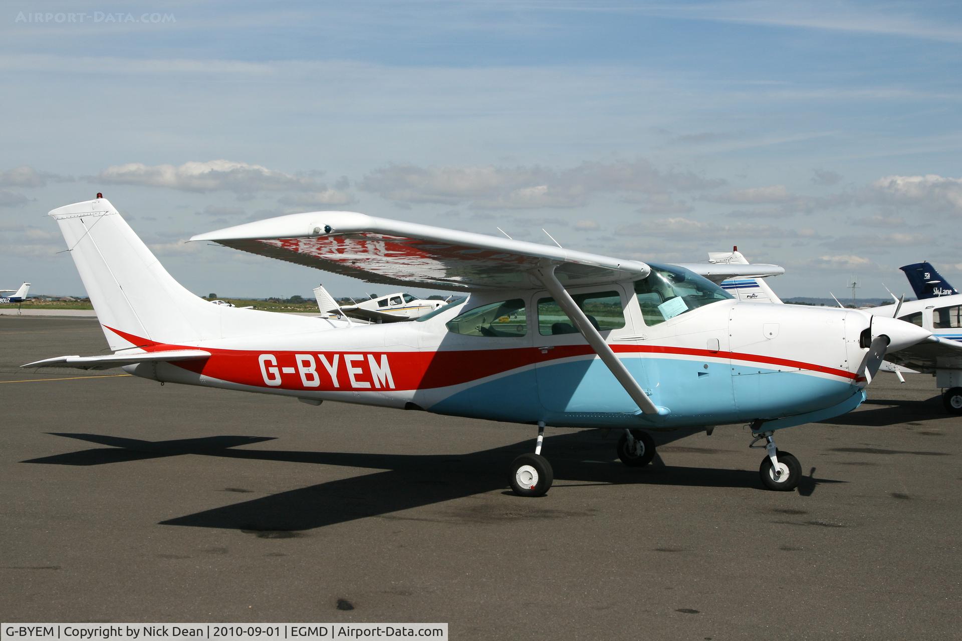 G-BYEM, 1979 Cessna R182 Skylane RG C/N R182-00822, EGMD