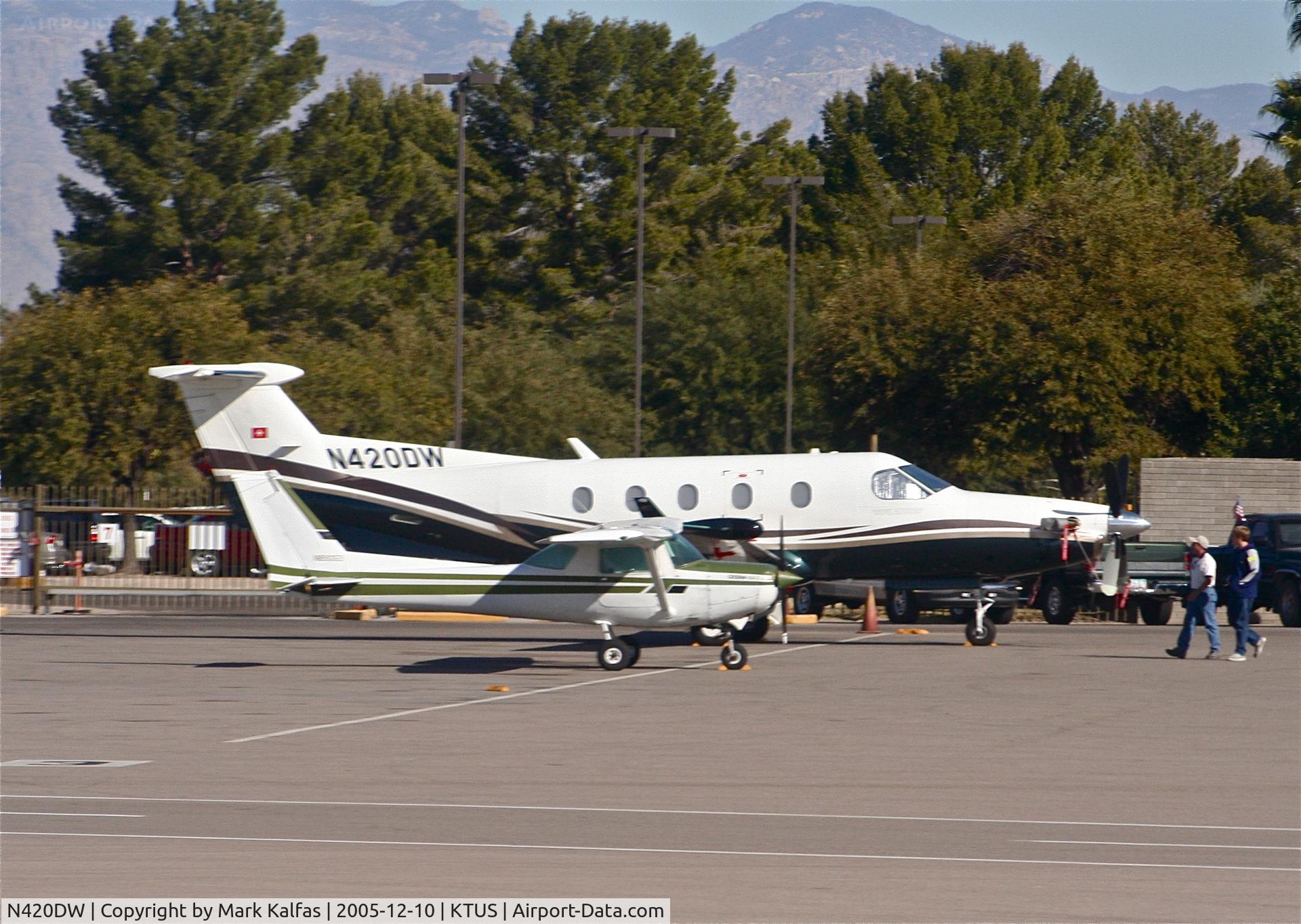 N420DW, 2001 Pilatus PC-12/45 C/N 404, Pilatus PC-12/45, N420DW on the ramp KTUS.