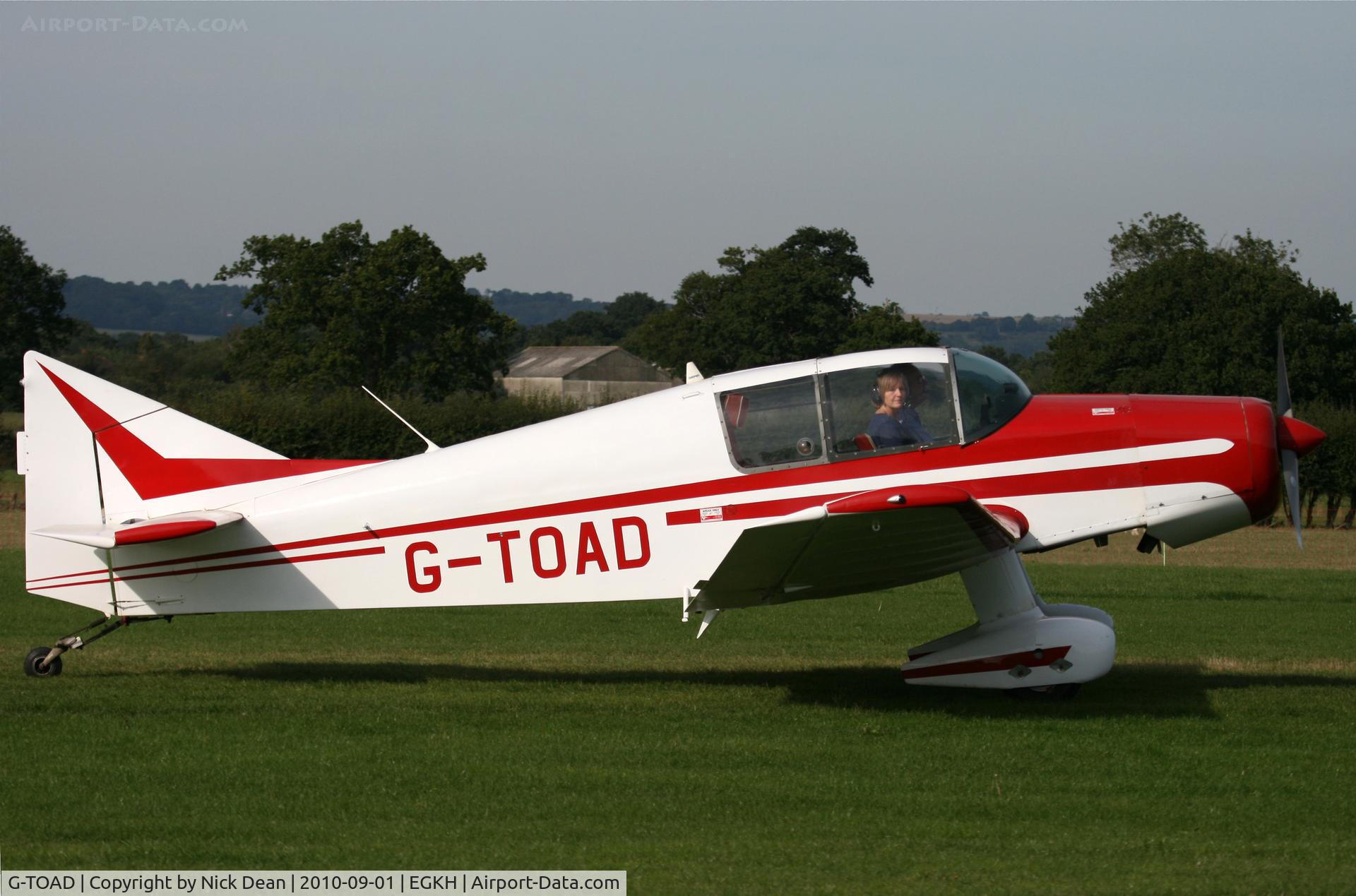 G-TOAD, 1959 Jodel D-140B Mousequetaire II C/N 27, EGKH