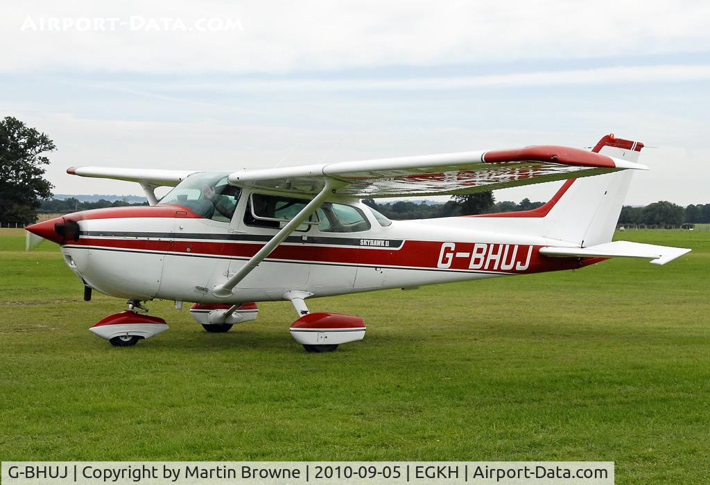G-BHUJ, 1979 Cessna 172N Skyhawk II C/N 172-71932, SHOT AT HEADCORN