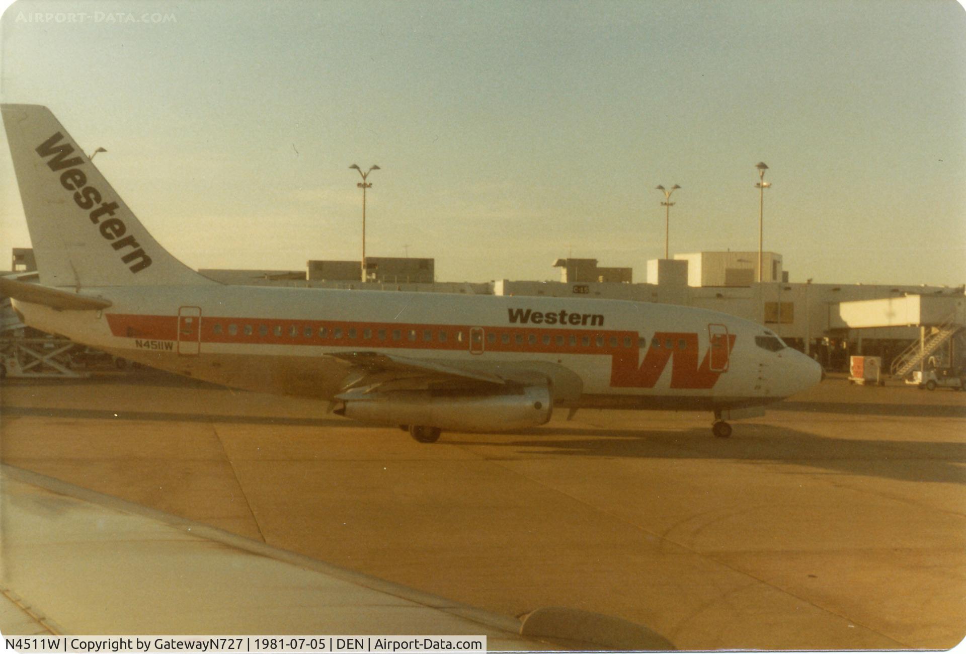 N4511W, 1968 Boeing 737-247 C/N 19608, At Denver Stapleton.