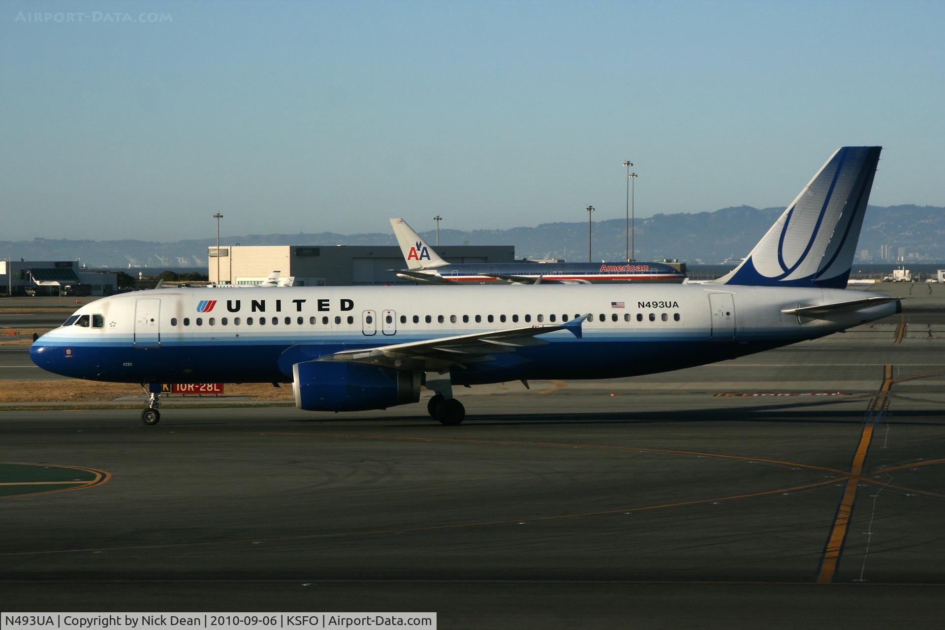 N493UA, 2002 Airbus A320-232 C/N 1821, KSFO
