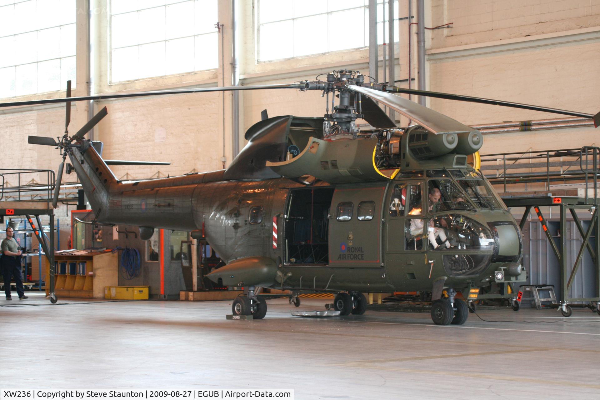 XW236, 1972 Westland Puma HC.1 C/N 1217, Taken at RAF Benson Families Day, August 2009