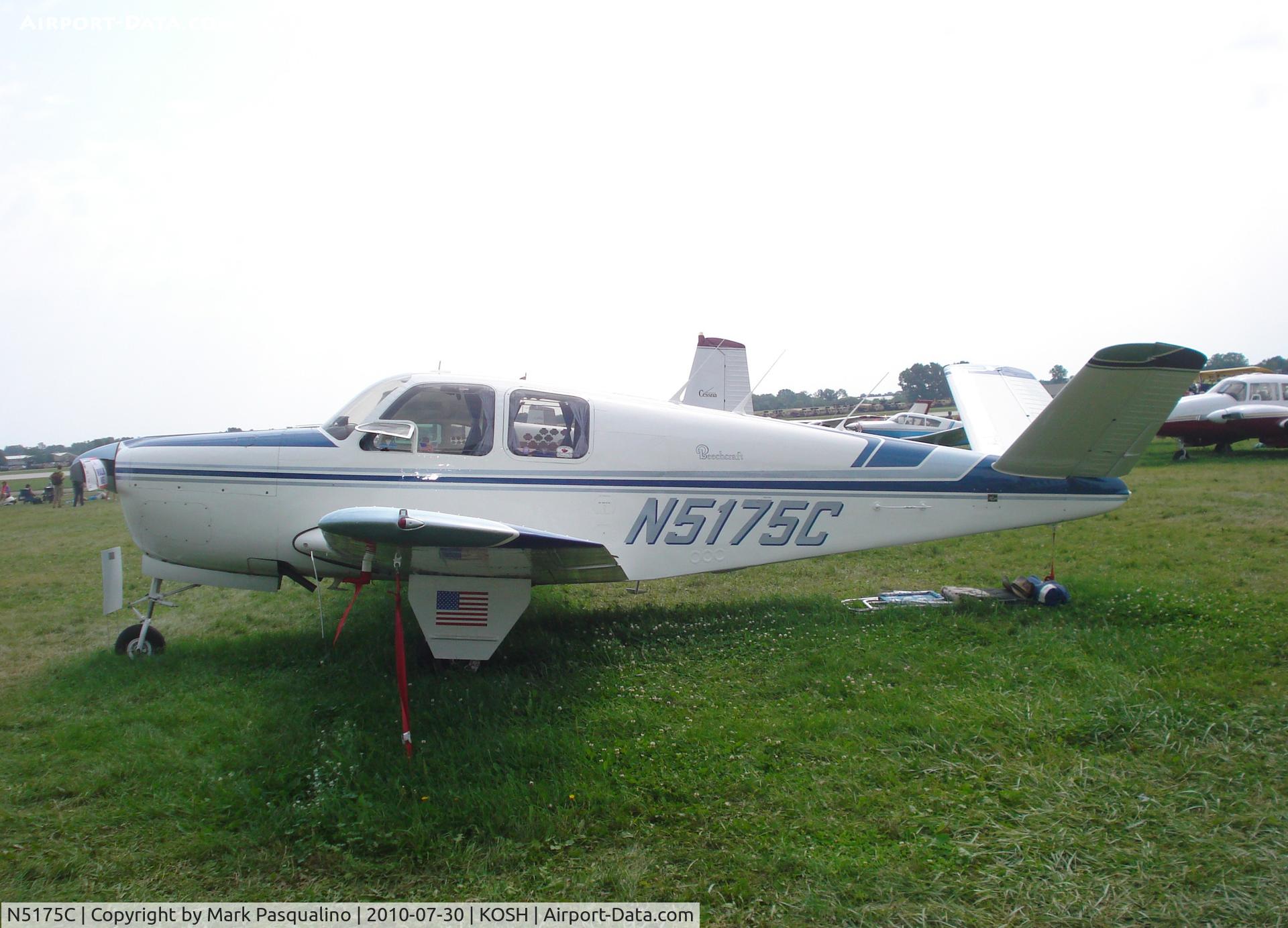 N5175C, 1950 Beech B35 C/N D-2400, Beech B35