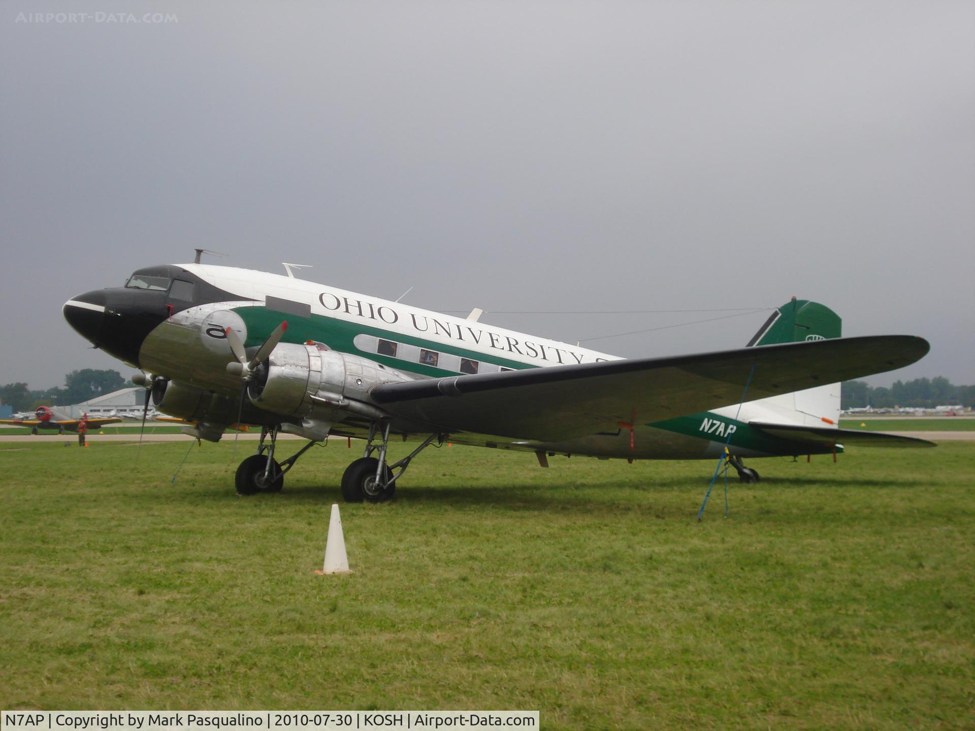 N7AP, 1943 Douglas DC3C 1830-94 C/N 13896, Douglas DC3C