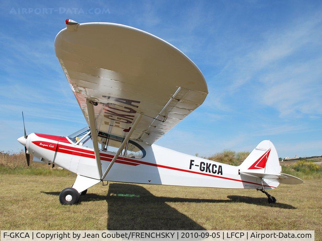 F-GKCA, Piper PA-18-150 Super Cub C/N 18-8604, au parking