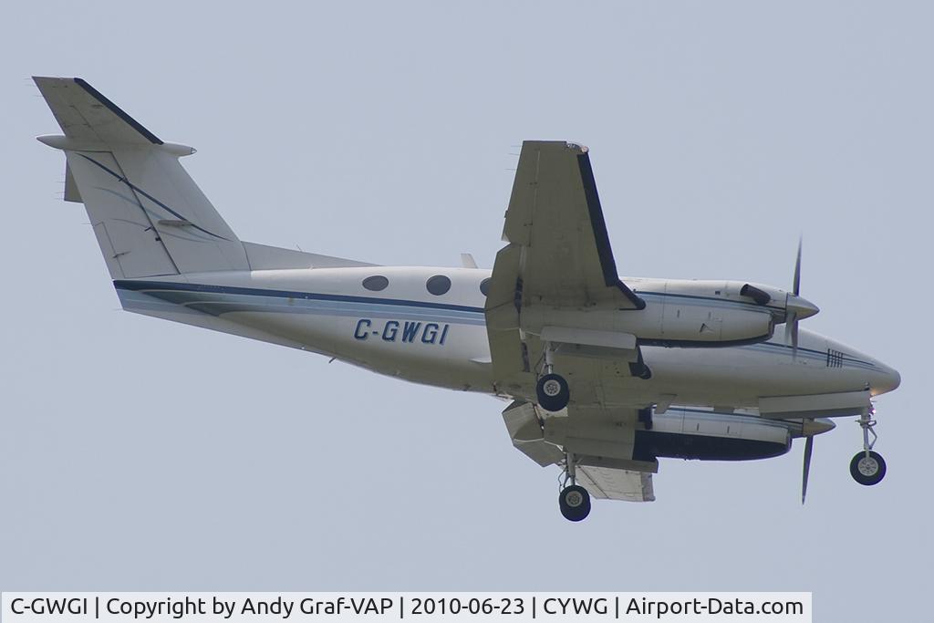 C-GWGI, 1982 Beech B200 King Air C/N BB-1022, Fast Air Beech B200