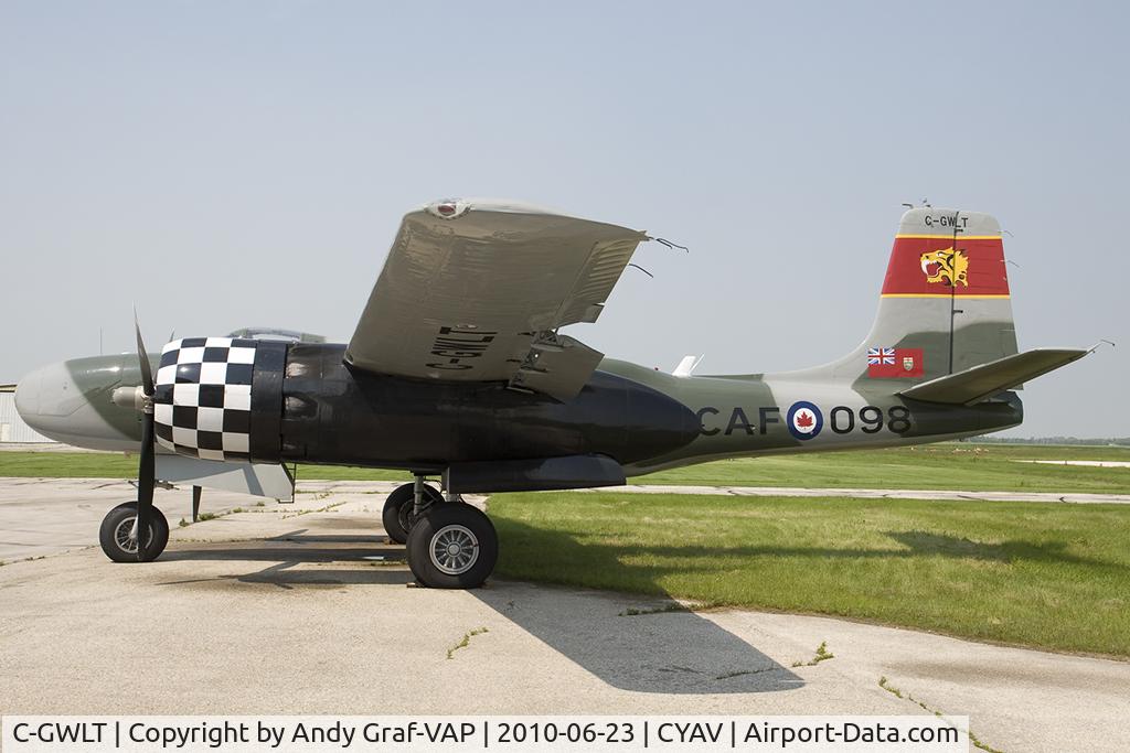 C-GWLT, 1944 Douglas A-26B Invader C/N 28057, Douglas A-26