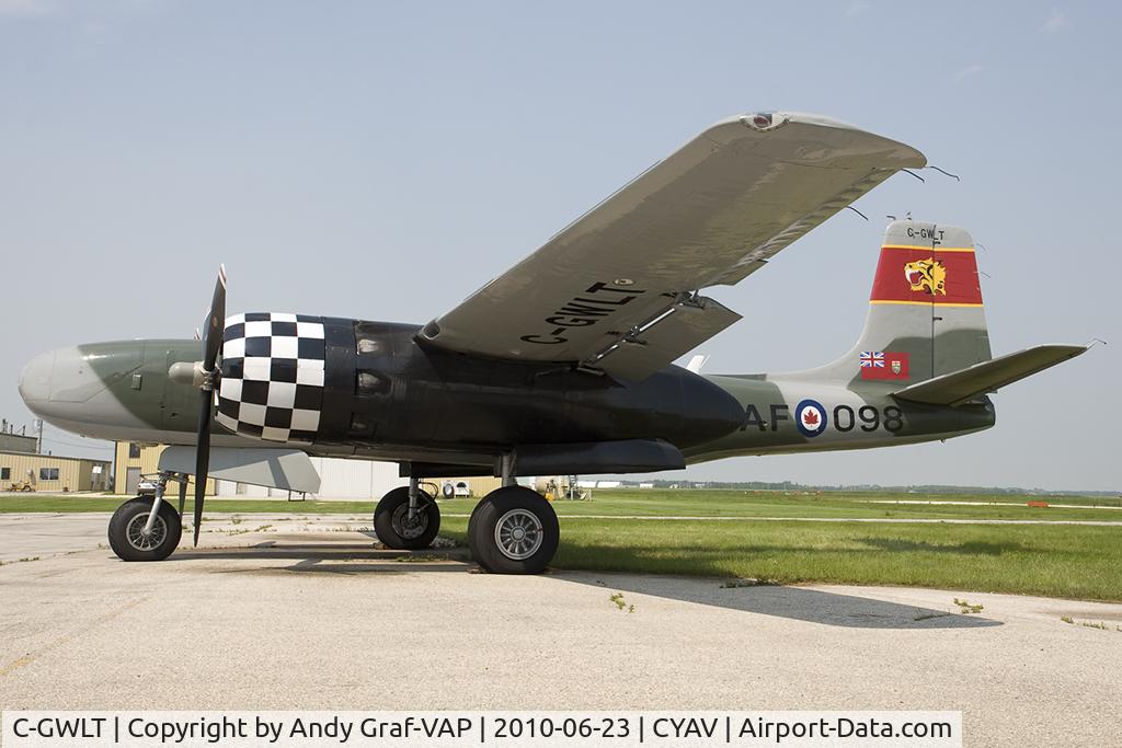 C-GWLT, 1944 Douglas A-26B Invader C/N 28057, Douglas A-26