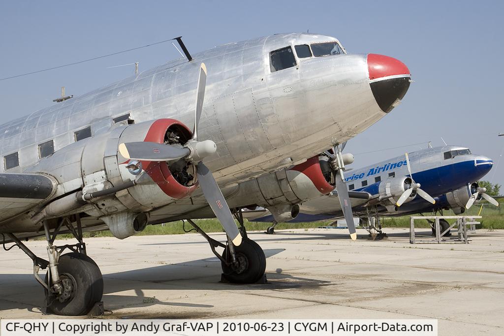 CF-QHY, 1944 Douglas DC3C-S1C3G (C-47B) C/N 14560, Sioux Narrows Airways DC-3