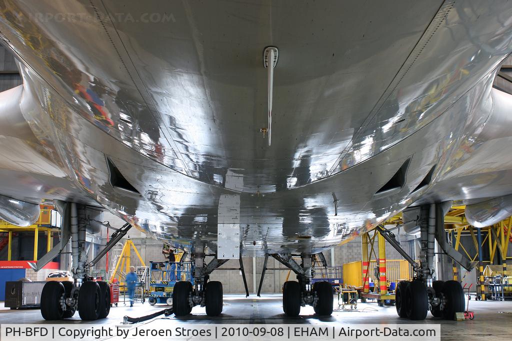 PH-BFD, 1989 Boeing 747-406BC C/N 24001, an other view
