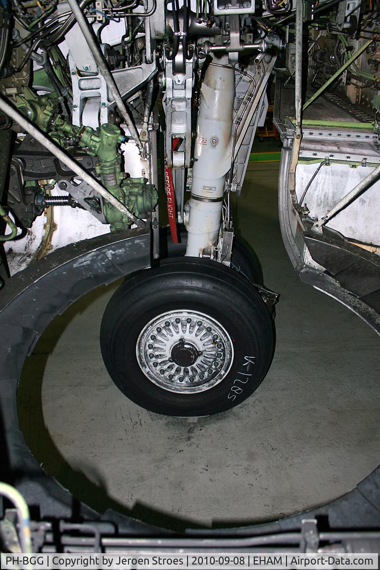 PH-BGG, 2009 Boeing 737-7K2 C/N 30367, .