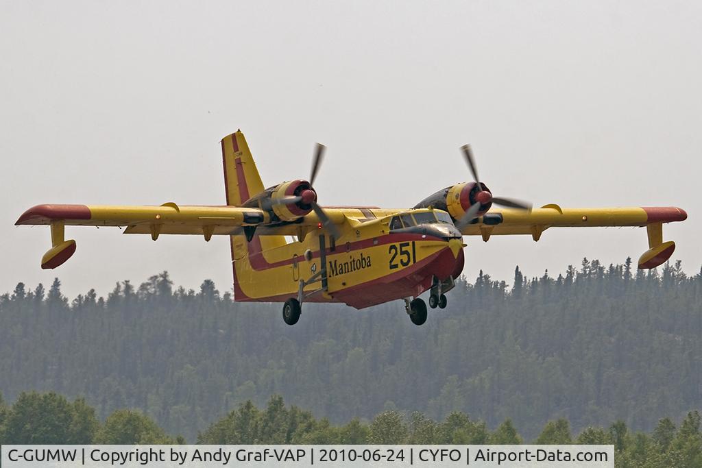 C-GUMW, 1978 Canadair CL-215-III (CL-215-1A10) C/N 1065, Province Of Manitoba CL-215