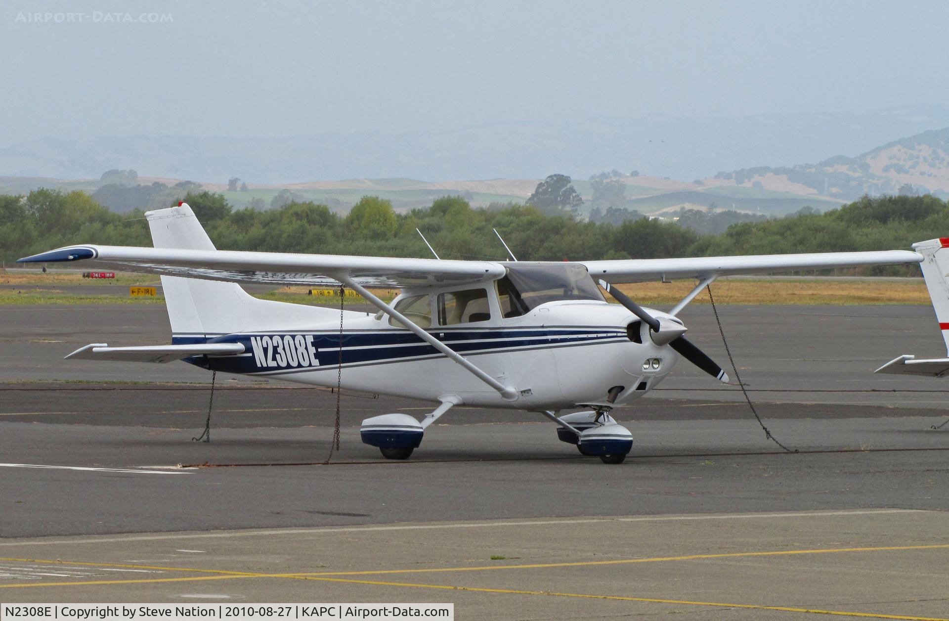 N2308E, 1978 Cessna 172N C/N 17271228, 1978 Cessna 172N visiting from Carlsbad, CA