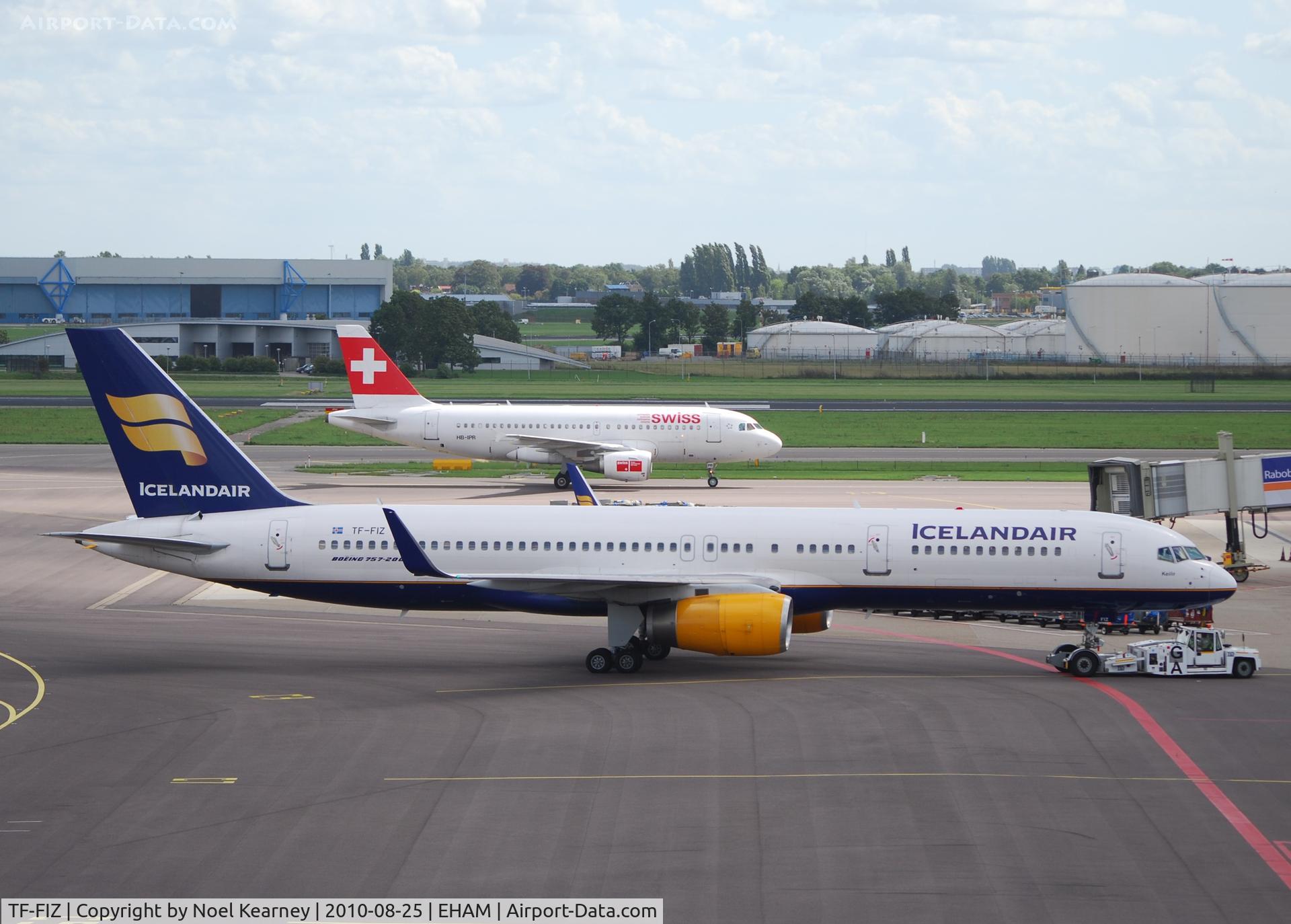 TF-FIZ, 2000 Boeing 757-256 C/N 30052, ICELANDAIR