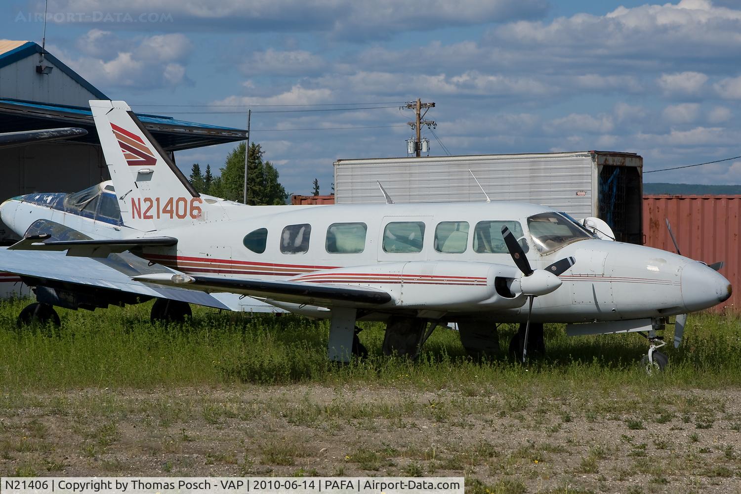 N21406, 1977 Piper PA-31-350 Chieftain C/N 31-7752117, Brooks Fuel
