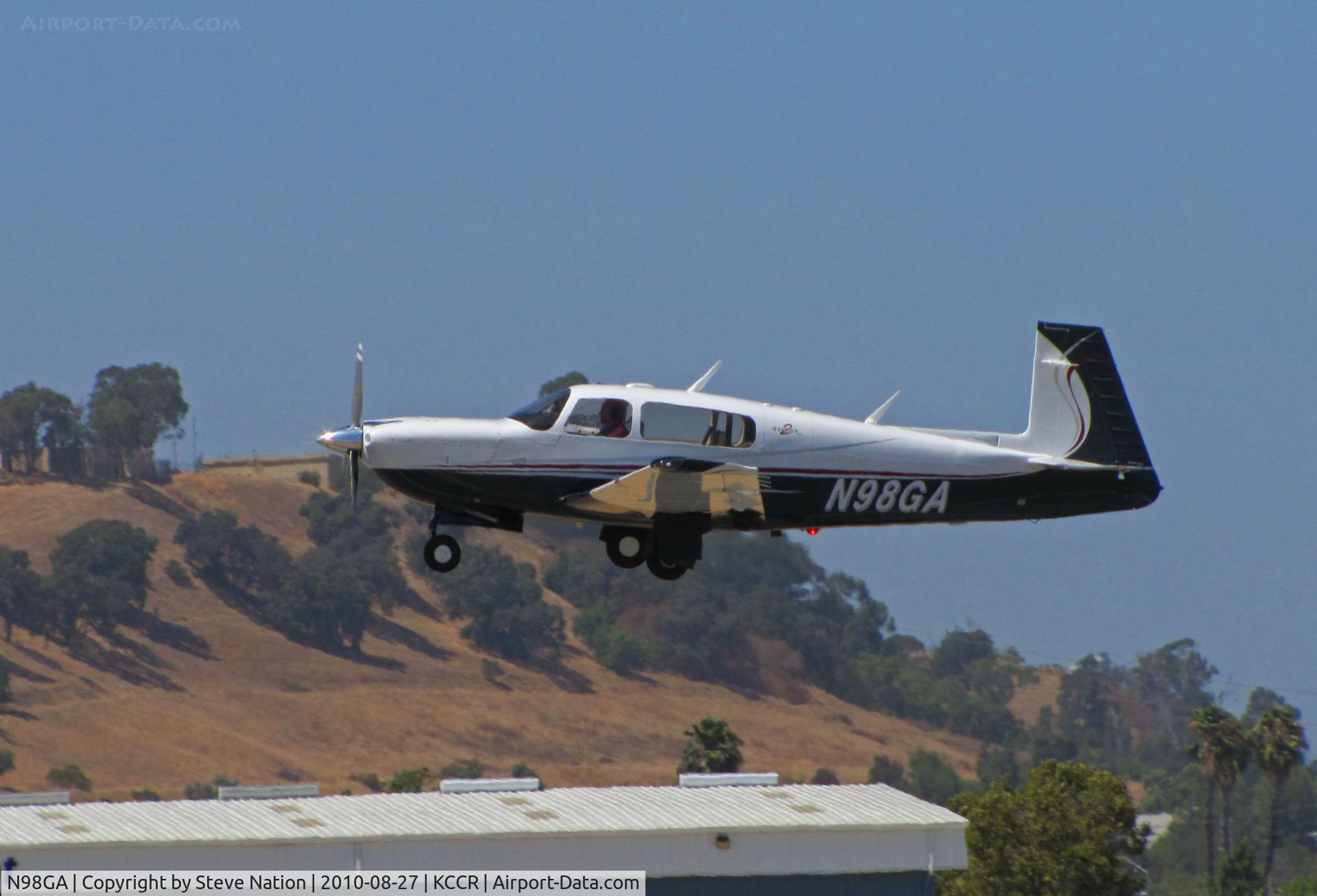 N98GA, 2005 Mooney M20R Ovation C/N 29-0372, 2005 Mooney M20R airborne from on RWY19L at Buchanan Field