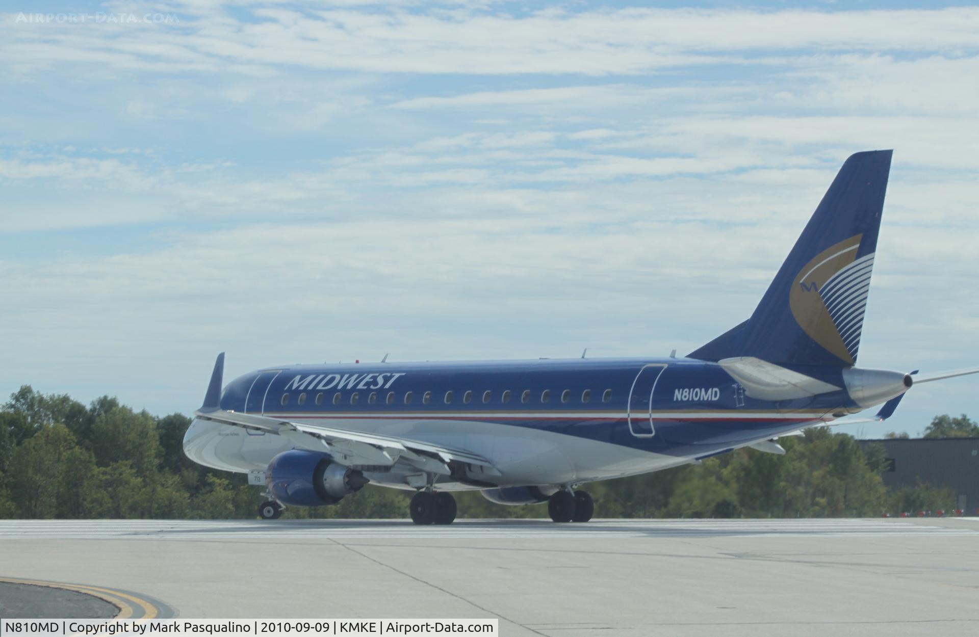 N810MD, 2004 Embraer 170SU (ERJ-170-100SU) C/N 17000026, ERJ 170-100SU
