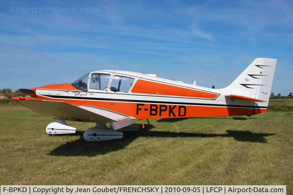 F-BPKD, Jodel DR-253 Regent C/N 114, au parking