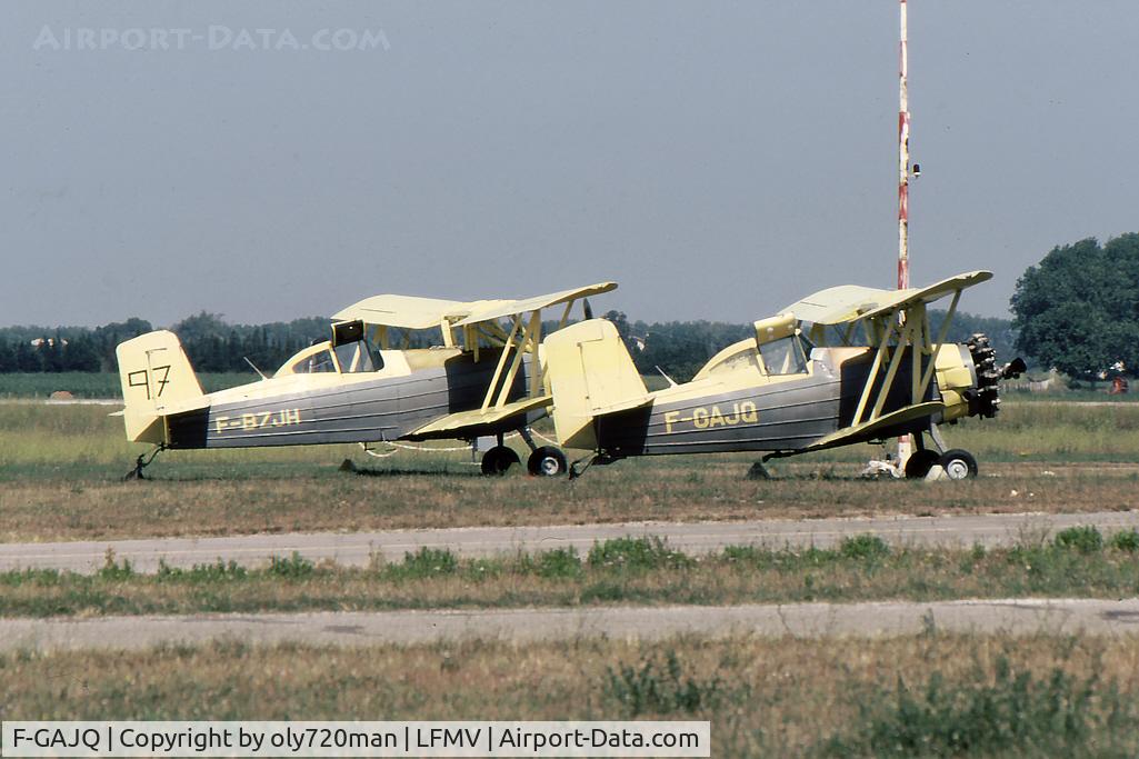 F-GAJQ, Grumman G-164A Super Ag-Cat C/N 1277, Sat in the sun at Avignon.
