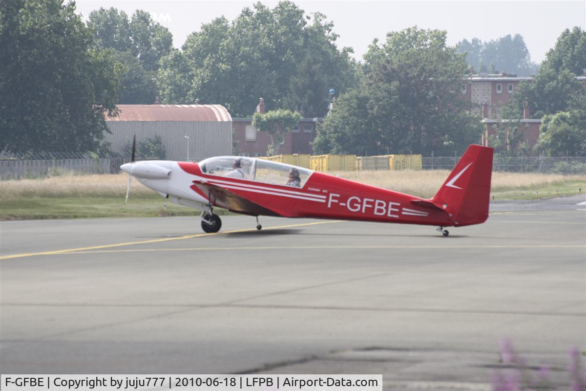 F-GFBE, Sportavia-Putzer RF-5 C/N 5044, on display for Fournier anniversary at Le Bourget