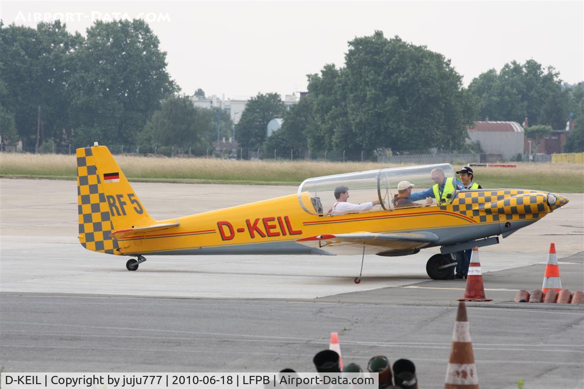 D-KEIL, Sportavia-Putzer RF-5 Sperber C/N 5066, on display for 50 Fournier aircraft anniversary at Le Bourget