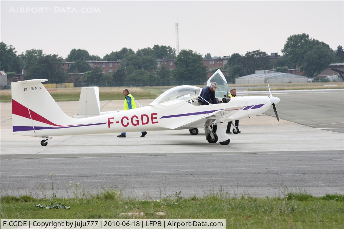F-CGDE, Fournier RF-10 C/N 14, on display for 50 Fournier aircraft anniversary at Le Bourget
