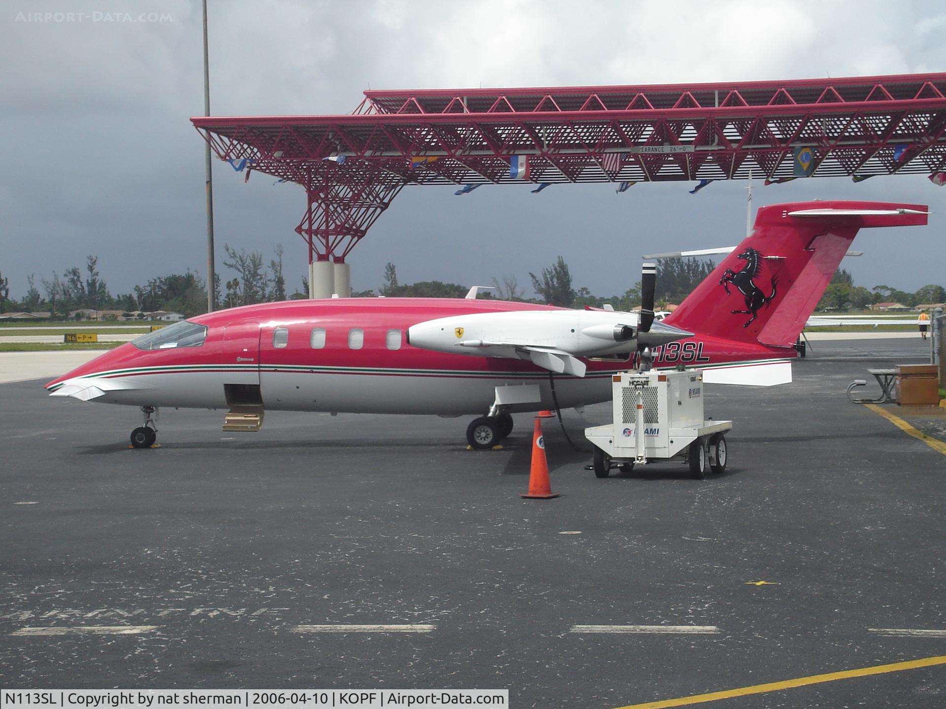 N113SL, 1993 Piaggio P-180 Avanti C/N 1020, piaggio