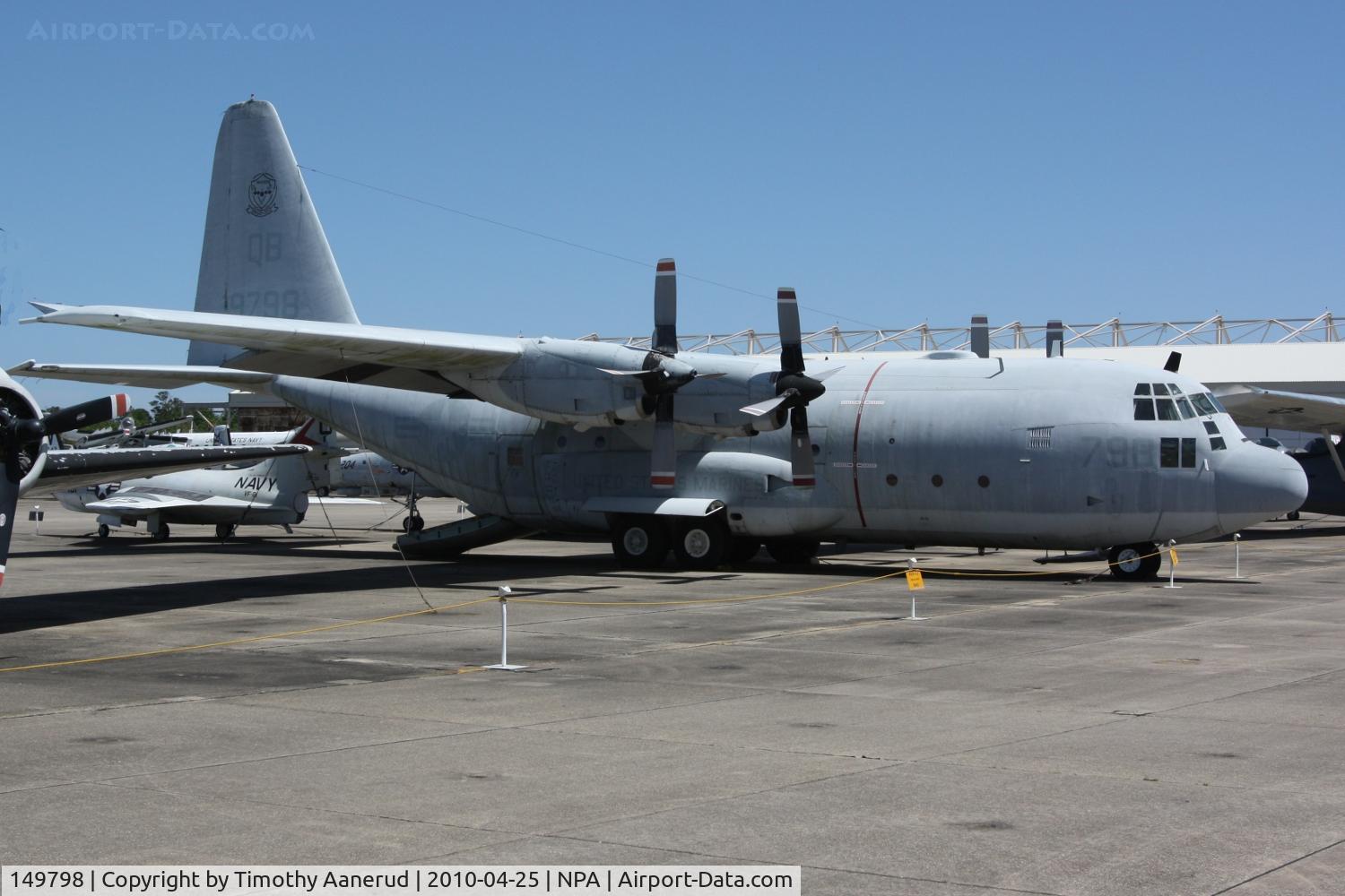 149798, 1962 Lockheed KC-130F Hercules C/N 282-3680, Lockheed GV-1 Hercules, Redesignated KC-130F in 1962. BuNo 149798 (c/n 282-3680) used for carrier trials aboard USS Forrestal.   In 1963 made 29 touch and go landings, 21, unassisted full stop landings and 21 unassisted takeoffs.  Largest and heaviest pla