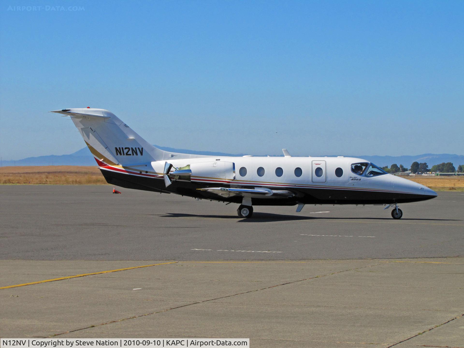 N12NV, 1998 Beech 400A Beechjet C/N RK-186, 1998 Beech 400A taxi to RWY 18R with thrust reverser open @ Napa, CA