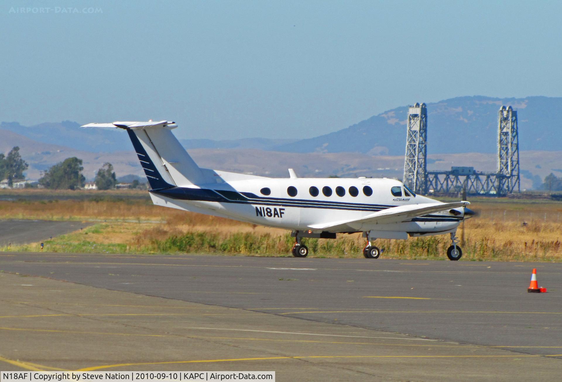 N18AF, 1994 Beech B200 King Air C/N BB-1497, 1994 Beech B200 King Air passing Napa River RR bridge on way to RWY18R for flight home to Falcon Field (Mesa), AZ