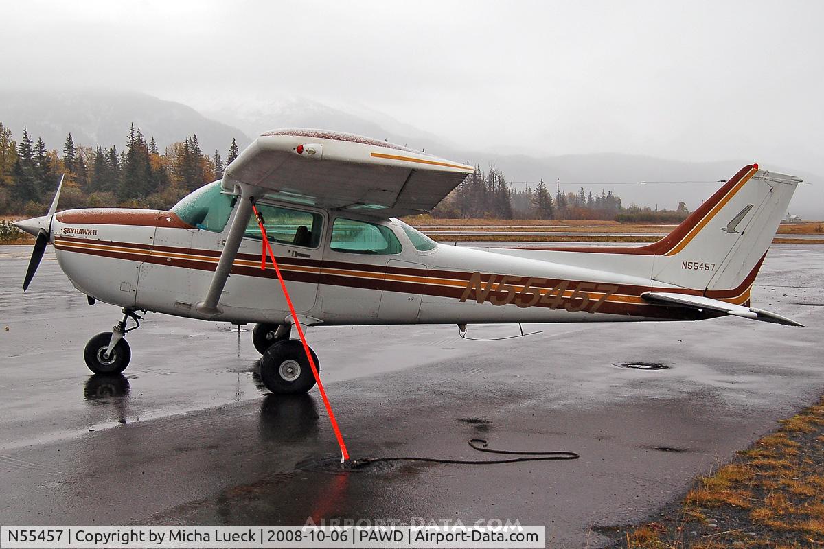 N55457, 1981 Cessna 172P C/N 17275184, At Seward