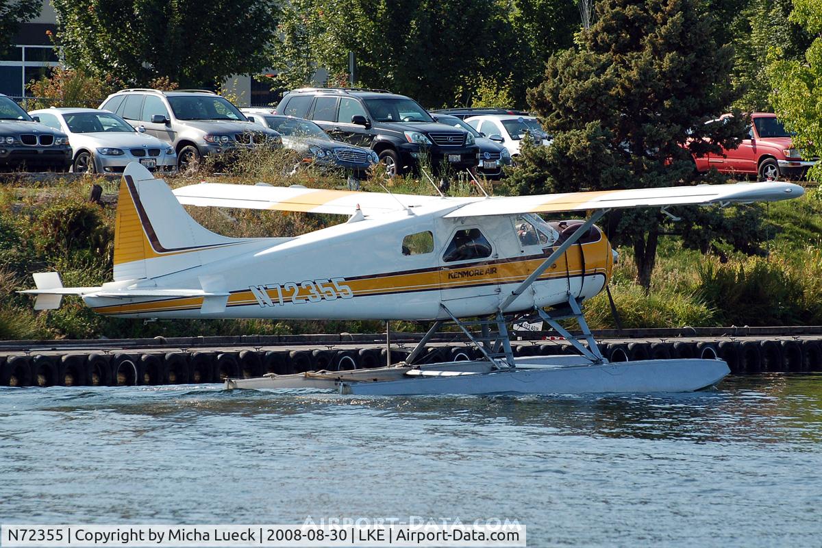 N72355, 1957 De Havilland Canada U-6A Beaver C/N 1164, At base