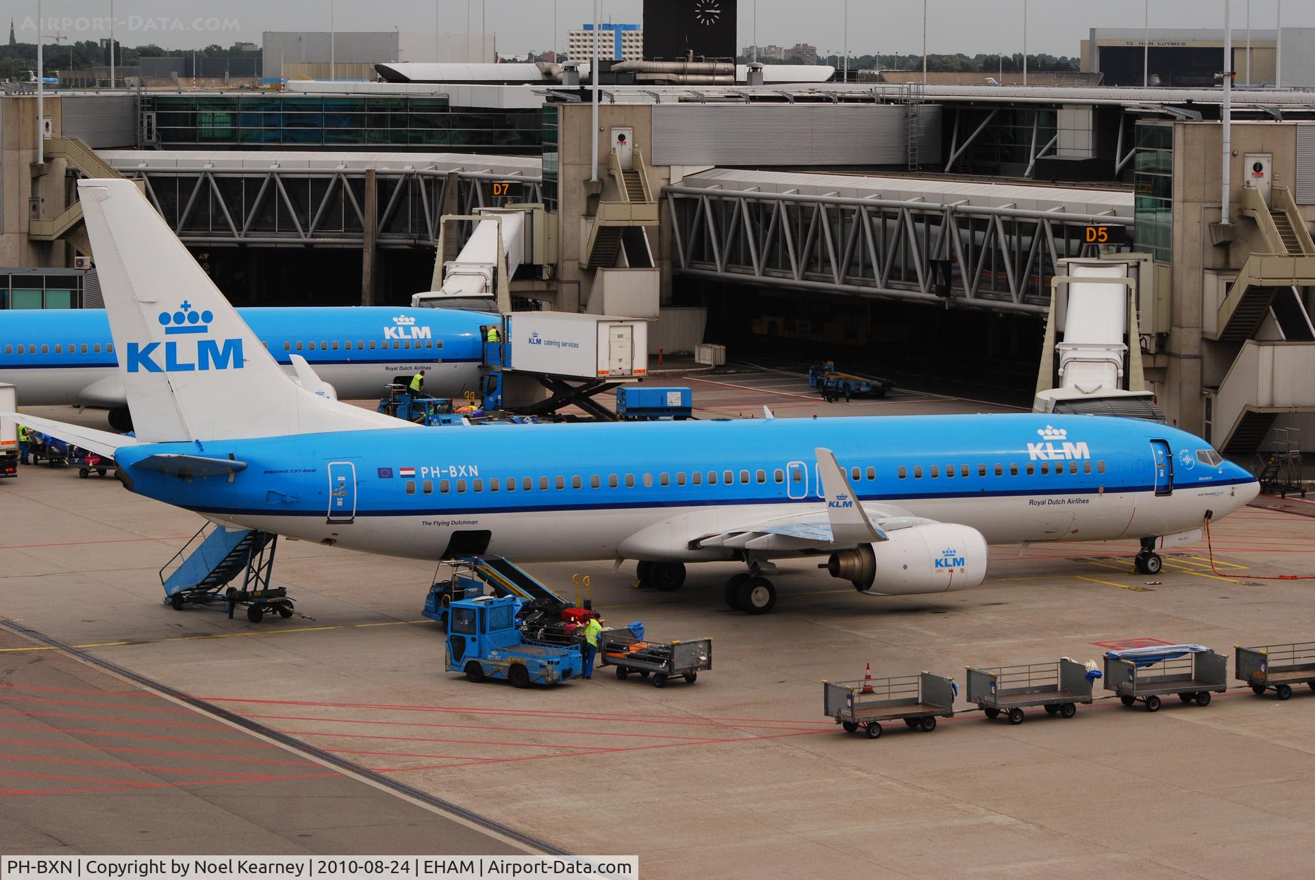 PH-BXN, 2000 Boeing 737-8K2 C/N 30356, K.L.M. - ROYAL DUTCH AIRLINES