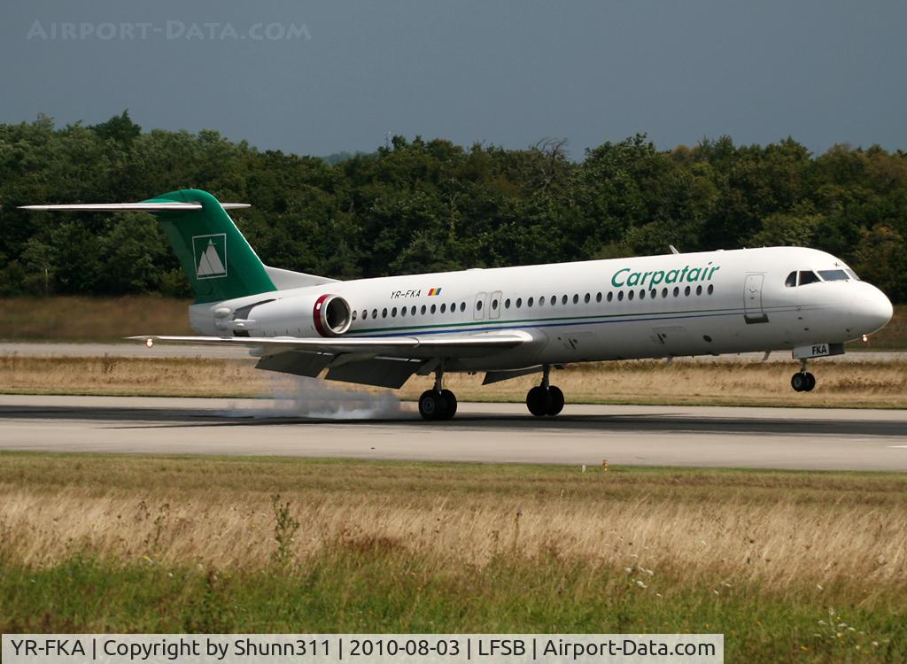 YR-FKA, 1991 Fokker 100 (F-28-0100) C/N 11340, Special flight on landing rwy 16 with a soccer team on board who will play one day later against FC Bale...