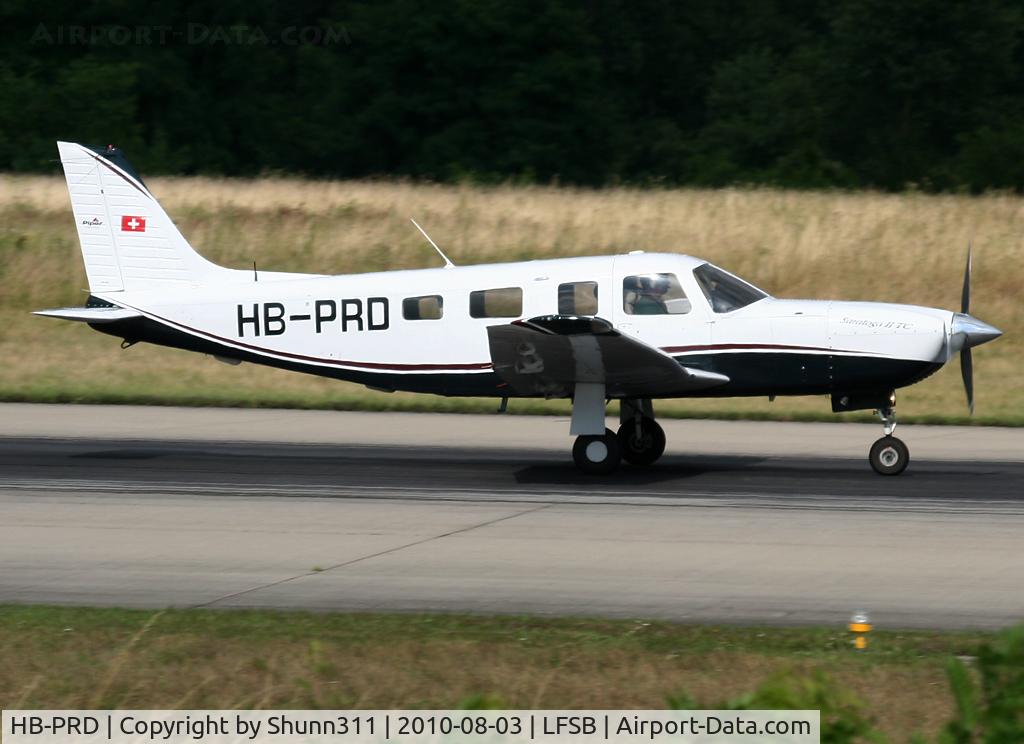 HB-PRD, 2005 Piper PA-32R-301T Turbo Saratoga C/N 3257364, Landing rwy 16