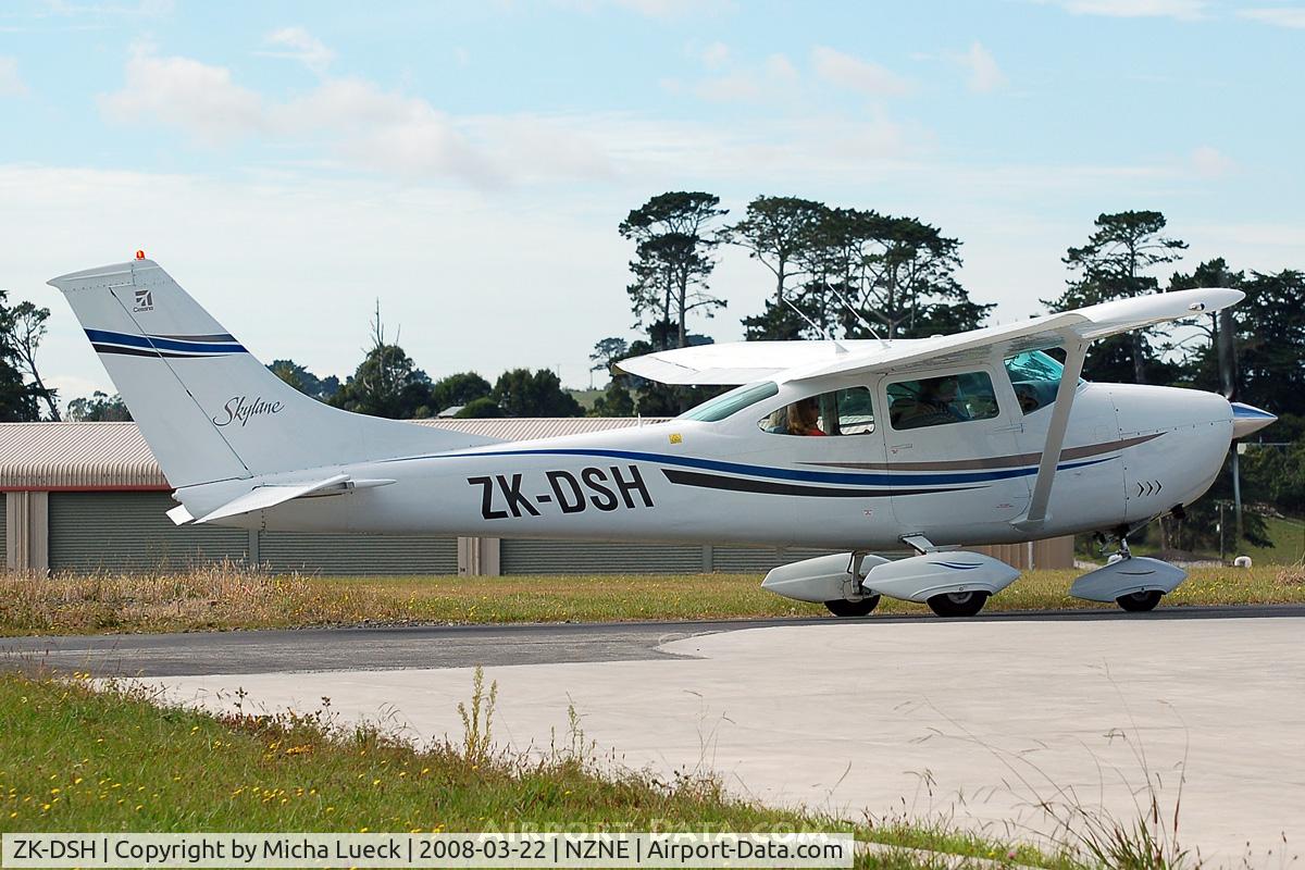 ZK-DSH, Cessna 182K Skylane C/N 18257907, At North Shore Aerodrome
