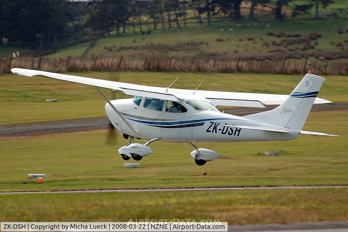 ZK-DSH, Cessna 182K Skylane C/N 18257907, At North Shore Aerodrome