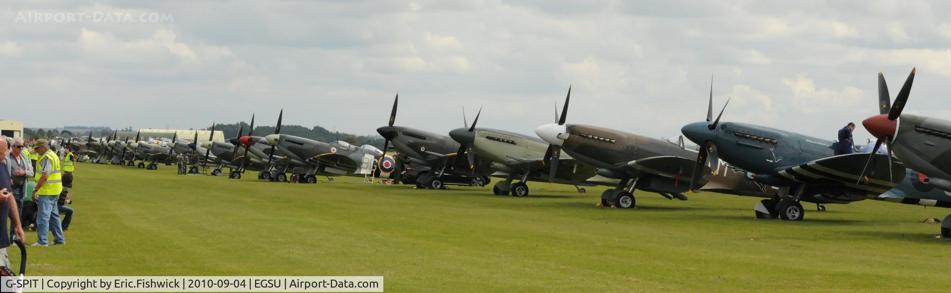 G-SPIT, 1944 Supermarine 379 Spitfire FR.XIV C/N 6S/649205, 5. IWM Duxford Battle of Britain Air Show Sep. 2010